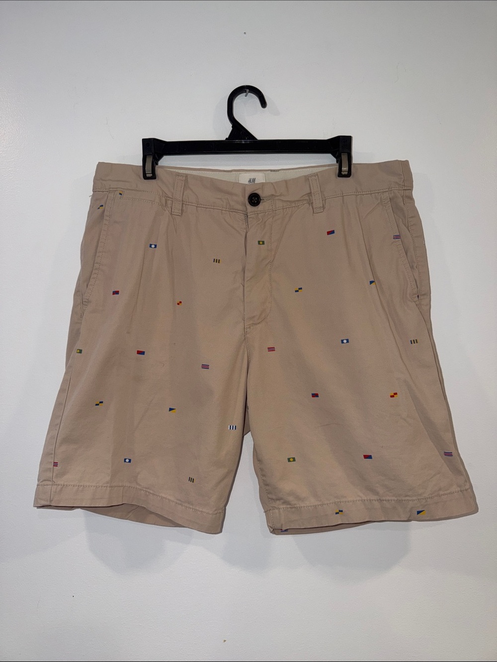 H&M Men's Flag Shorts